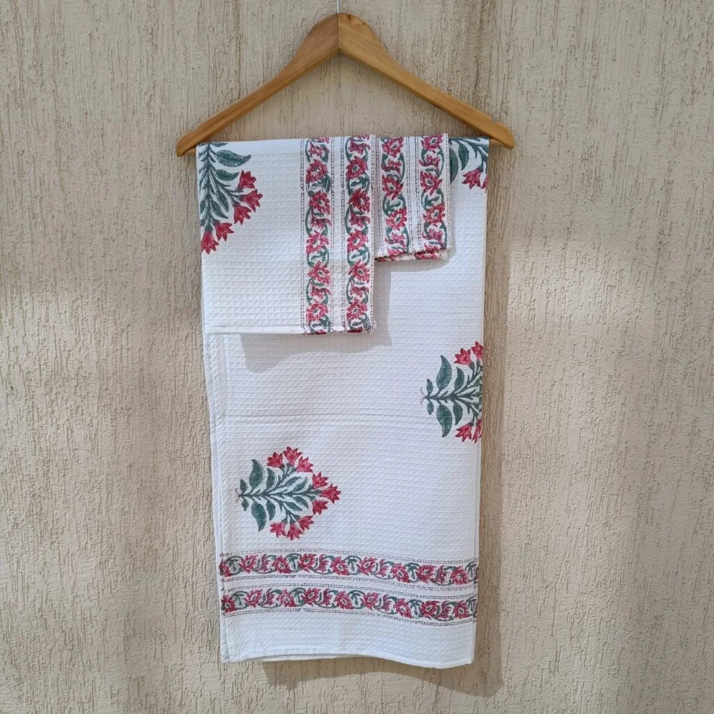 Floral Print Cotton Waffle Bath Towel